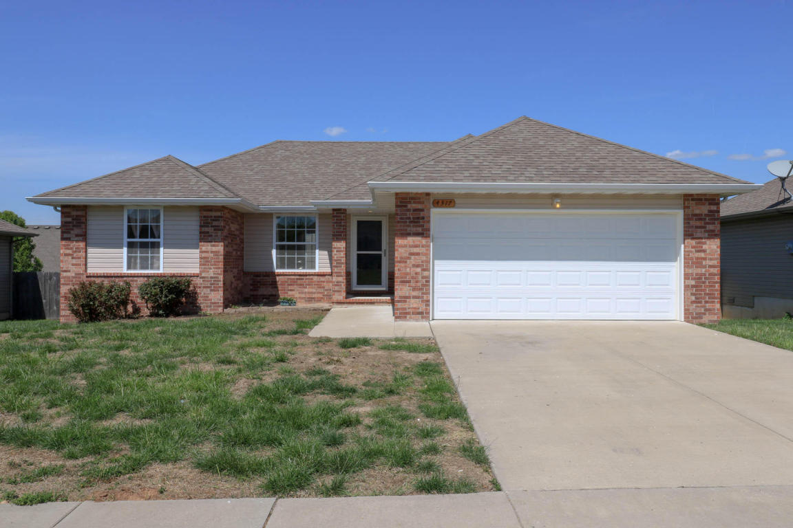 4317 West La Casa Street, Springfield, MO 65802