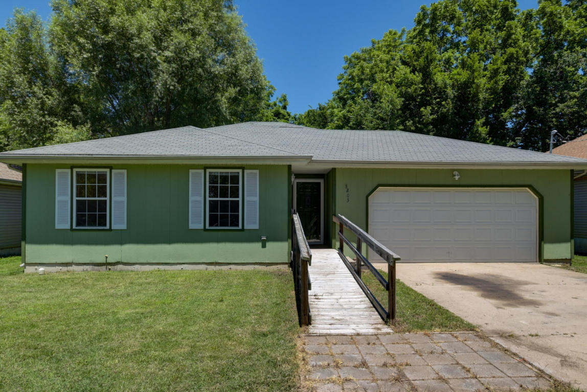 3203 West Lynn Street, Springfield, MO 65802