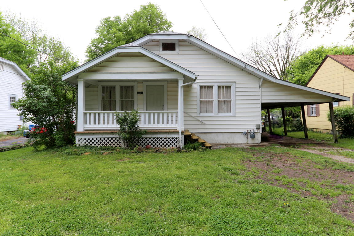 1651 East Cairo Street, Springfield, MO 65802