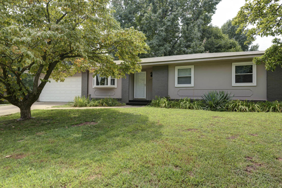2168 East Monroe Terrace, Springfield, MO 65802
