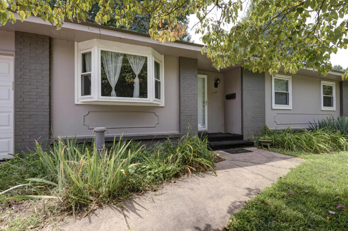 2168 East Monroe Terrace, Springfield, MO 65802
