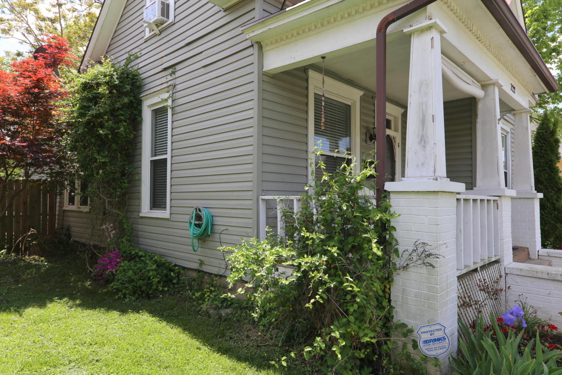 722 West Central Street, Springfield, MO 65802