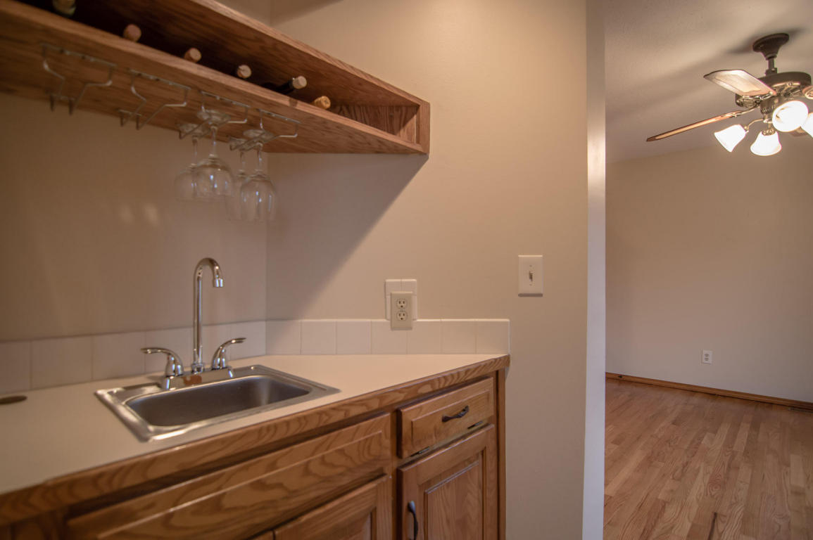 640 South Sparks Avenue, Springfield, MO 65802