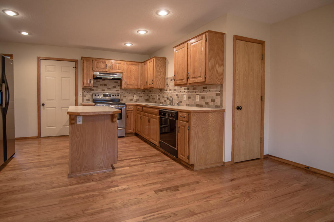 640 South Sparks Avenue, Springfield, MO 65802