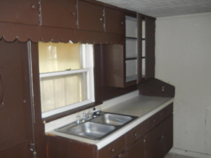 3041 West Water Street, Springfield, MO 65802