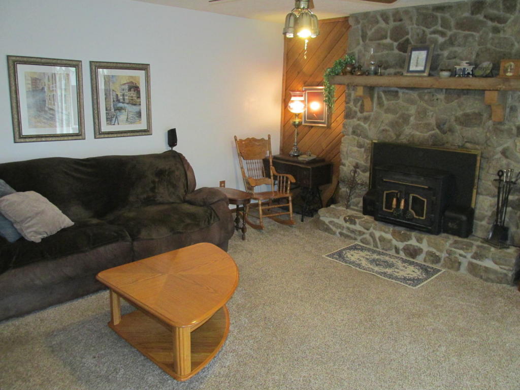 3990 West Woodshill Court, Springfield, MO 65802