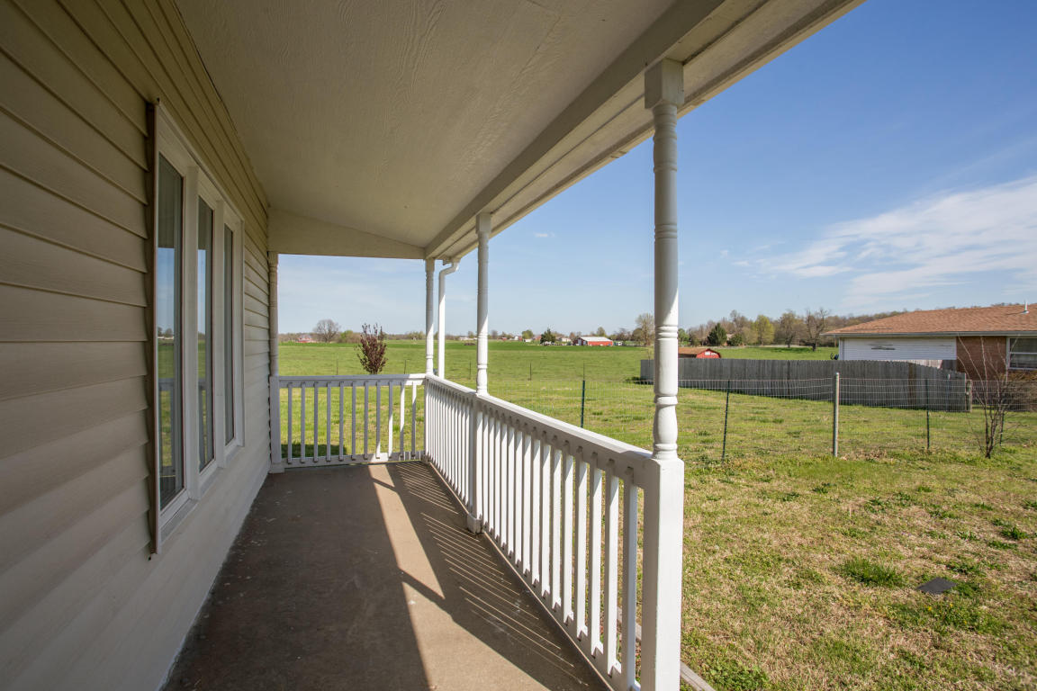 3314 North State Highway Ab, Springfield, MO 65803