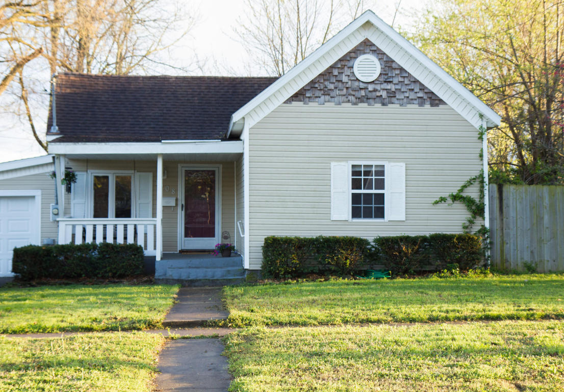 1008 East Locust Street, Springfield, MO 65803