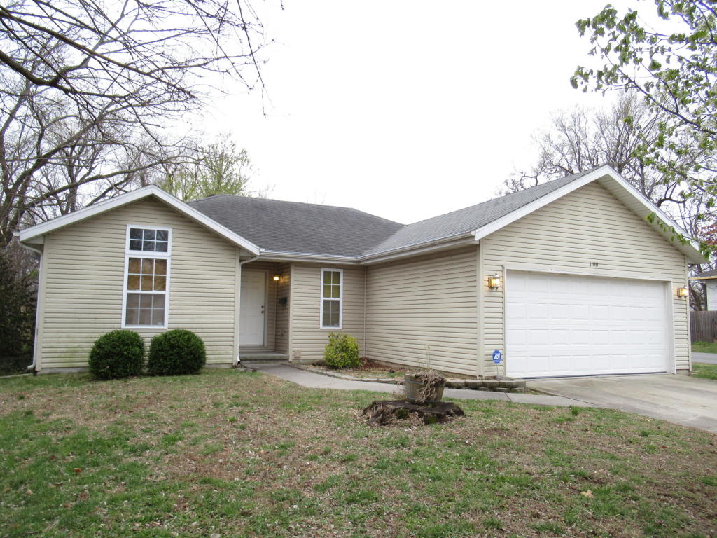 1100 E Locust Street, Springfield, MO 65803