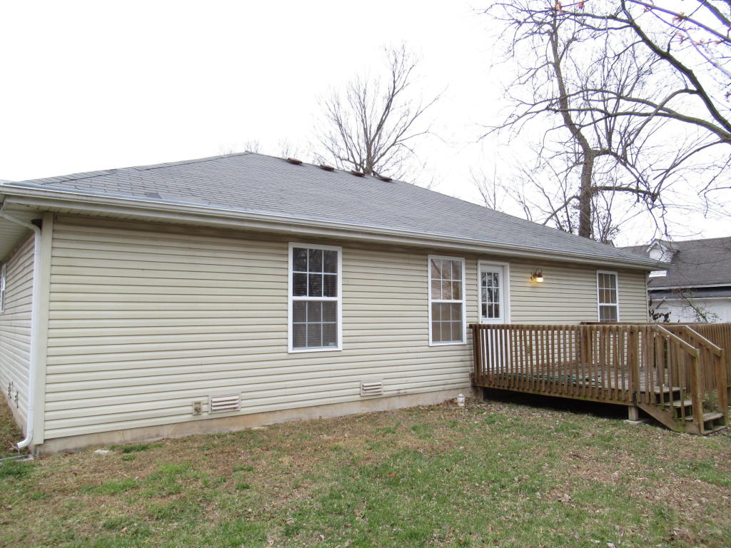 1100 E Locust Street, Springfield, MO 65803