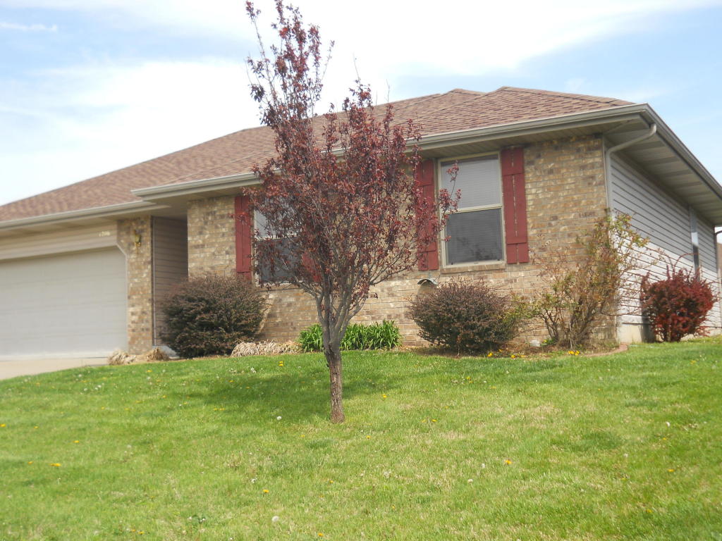 1206 North Nolting Avenue, Springfield, MO 65803
