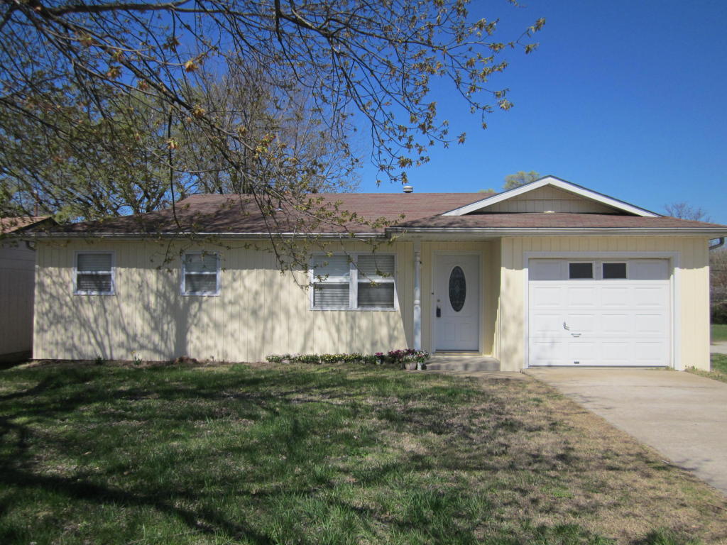 1509 East Talmage Street, Springfield, MO 65803