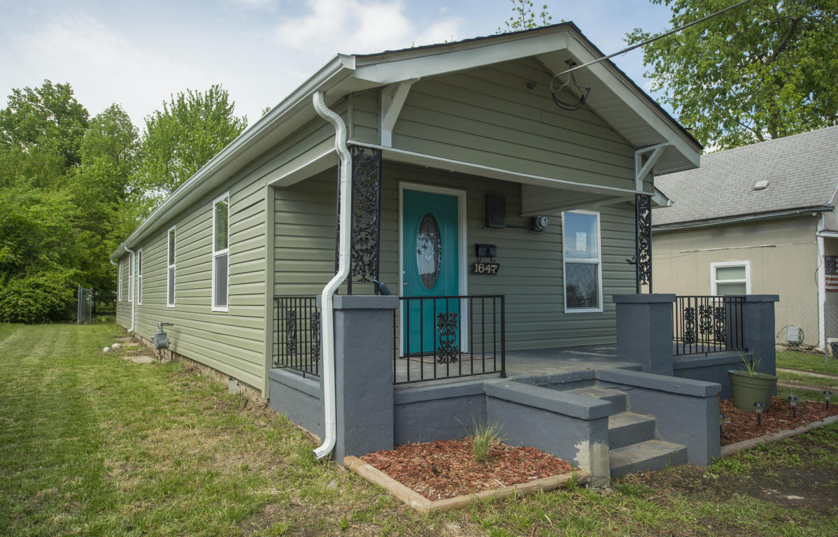 1647 East Atlantic Street, Springfield, MO 65803