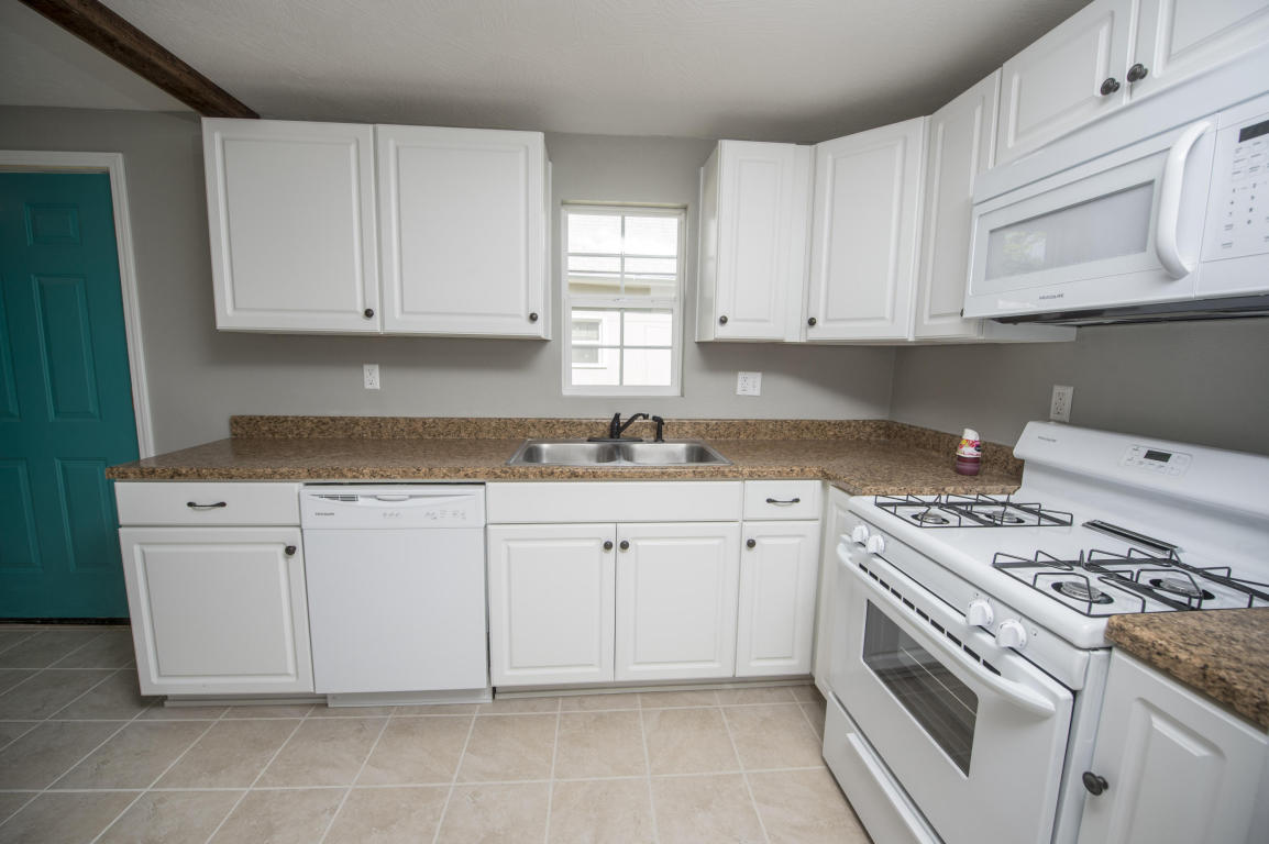 1647 East Atlantic Street, Springfield, MO 65803