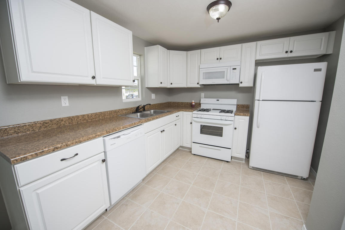 1647 East Atlantic Street, Springfield, MO 65803