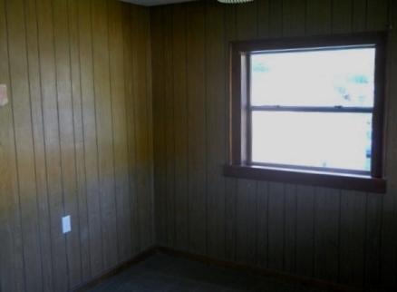1300 East Division Street, Springfield, MO 65803