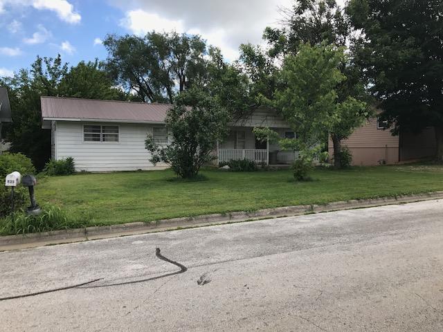 841 East Hill Street, Springfield, MO 65803