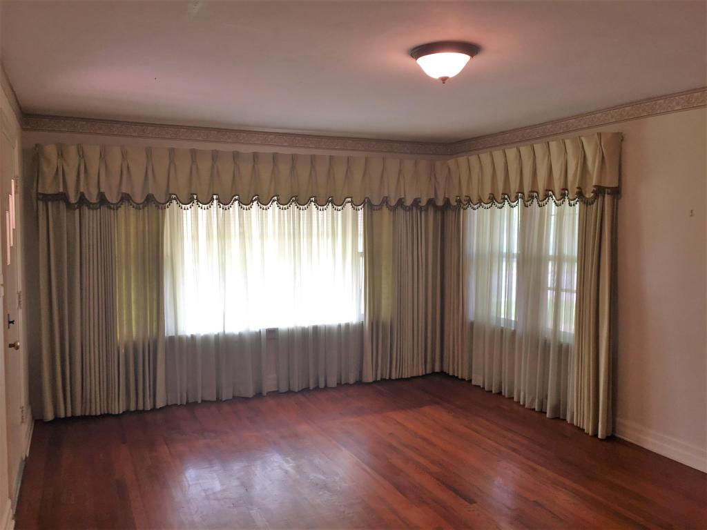 2558 N National Avenue, Springfield, MO 65803