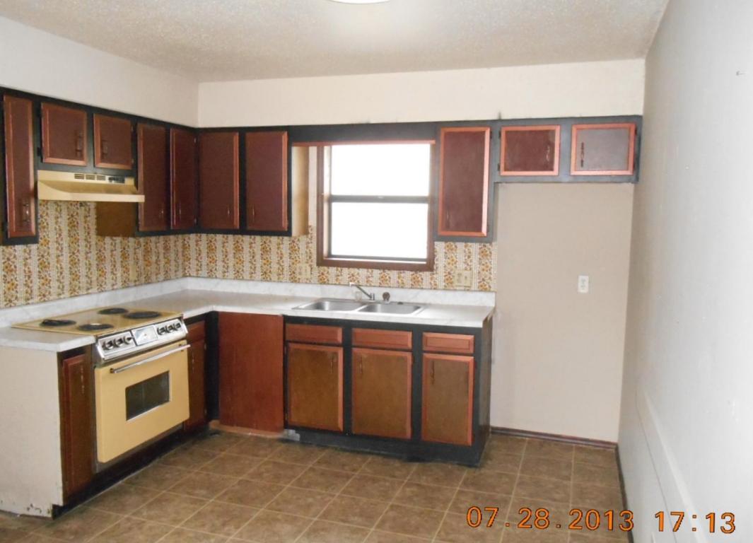 1603 West Thoman Street, Springfield, MO 65803