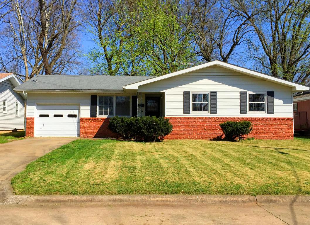 1334 South Ventura Avenue, Springfield, MO 65804