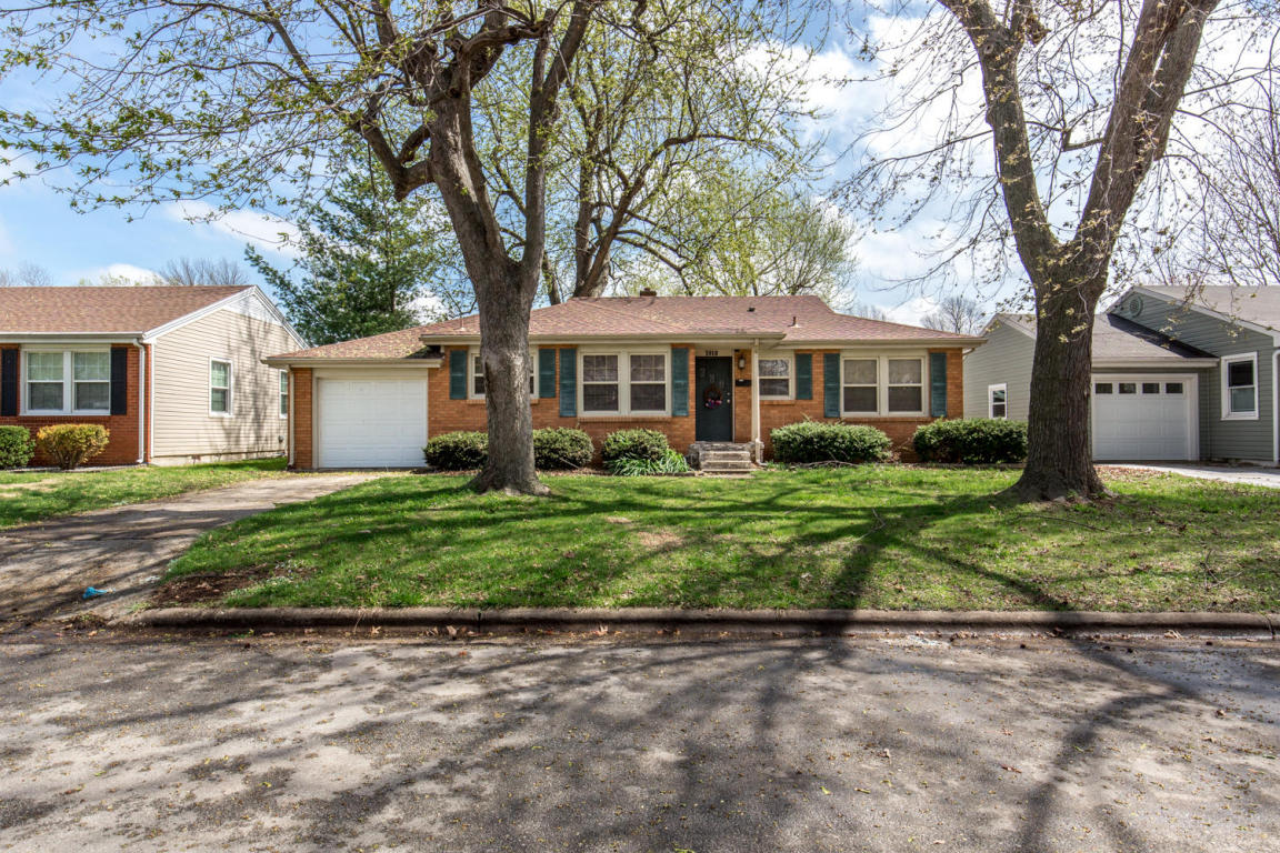 1918 South Collinson Avenue, Springfield, MO 65804