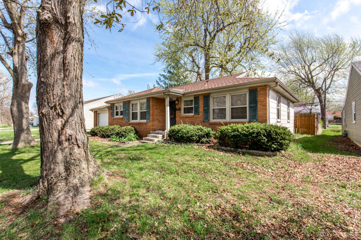 1918 South Collinson Avenue, Springfield, MO 65804