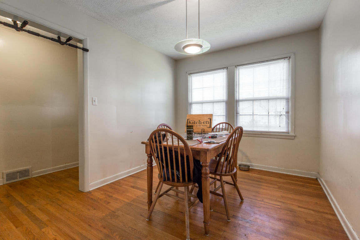 1918 South Collinson Avenue, Springfield, MO 65804