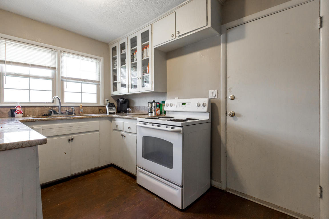 1918 South Collinson Avenue, Springfield, MO 65804
