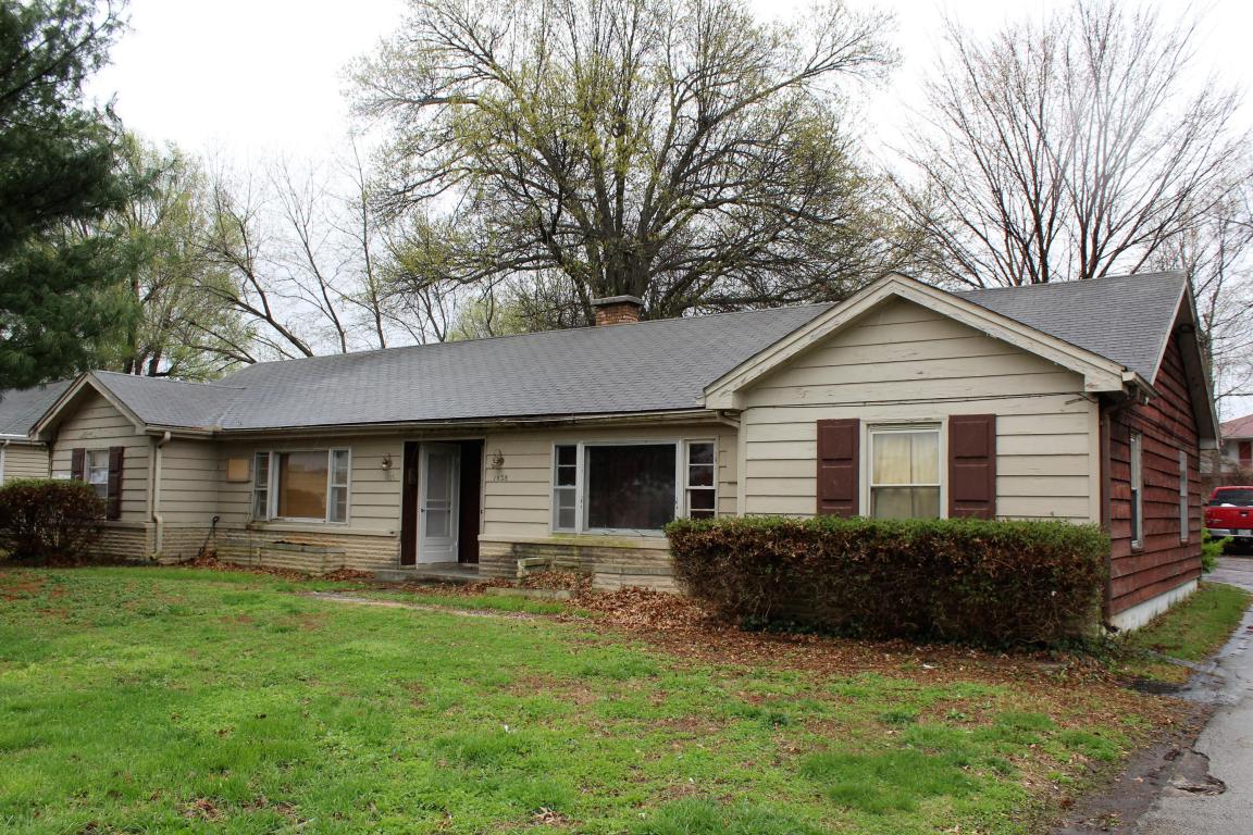 1858 East Bennett Street, Springfield, MO 65804