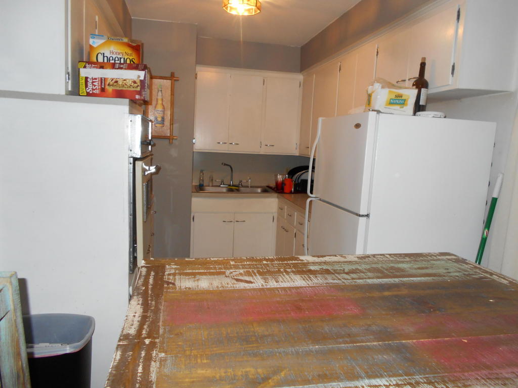 1245 E Harrison Street, Springfield, MO 65804