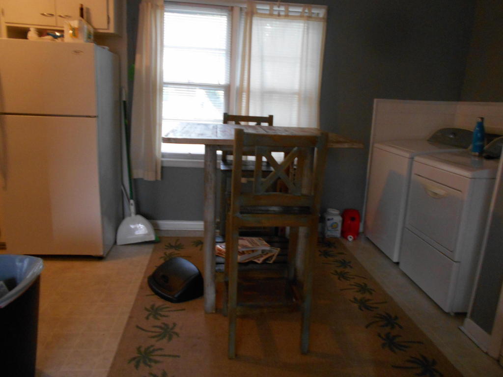 1245 E Harrison Street, Springfield, MO 65804