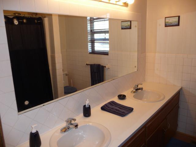 1208 South Airwood Avenue, Springfield, MO 65804