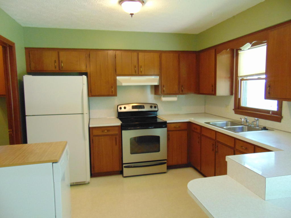 1328 S Arcadia Avenue, Springfield, MO 65804