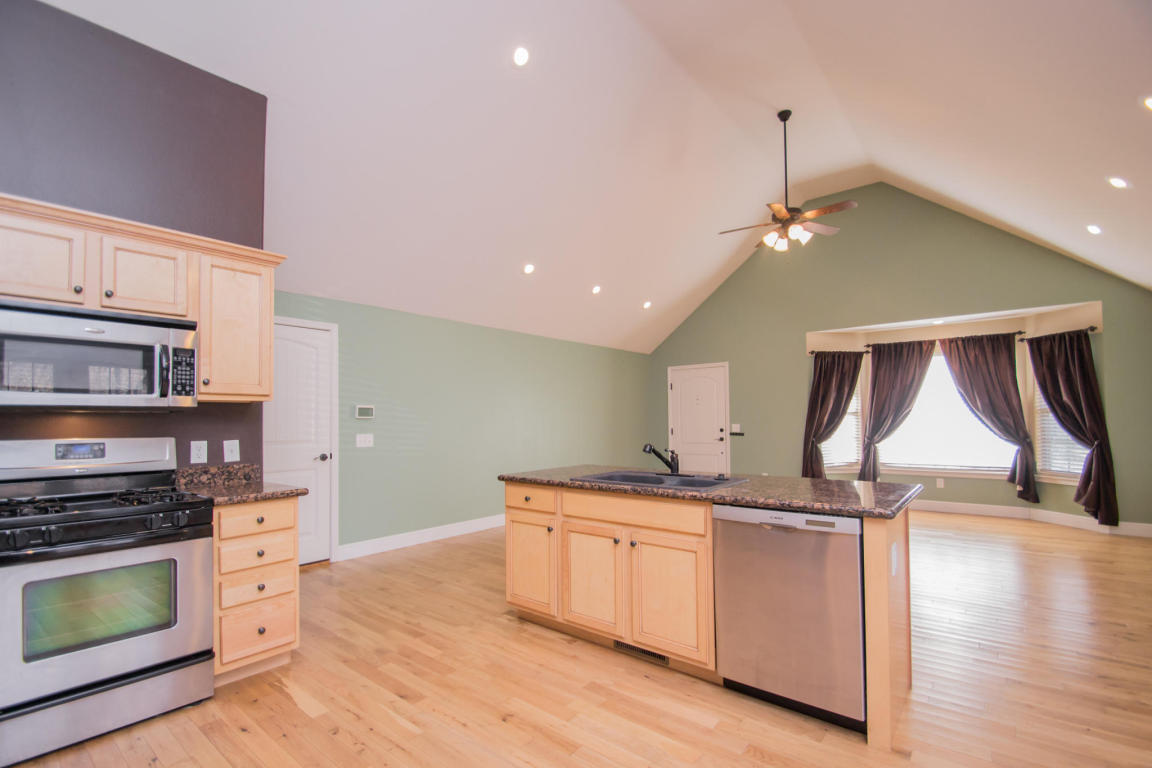 1167 South Maple Grove Avenue, Springfield, MO 65804