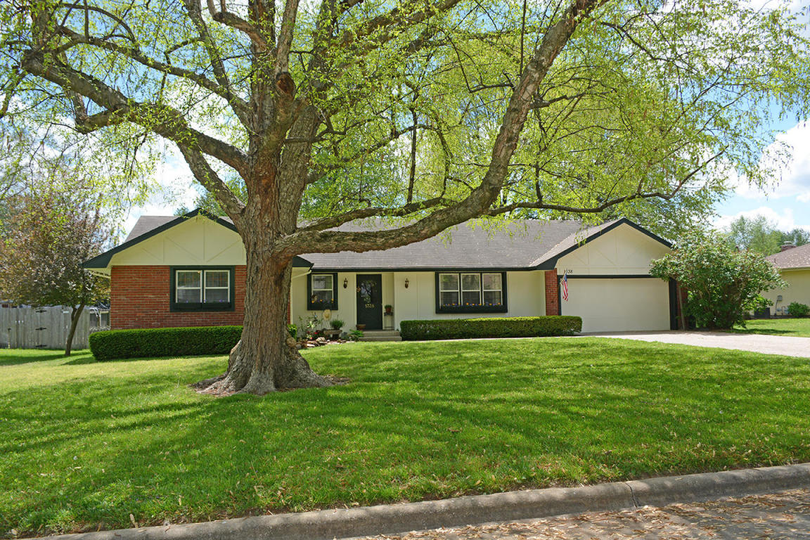 1338 East Deerfield Street, Springfield, MO 65804
