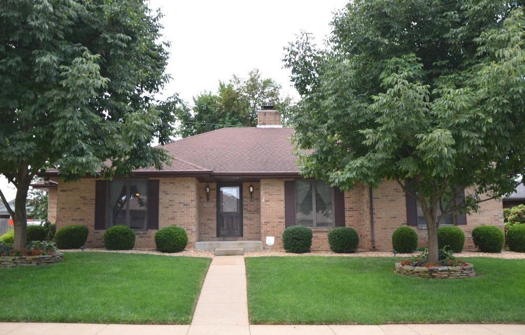 1530 E Powell Street, Springfield, United States 65804