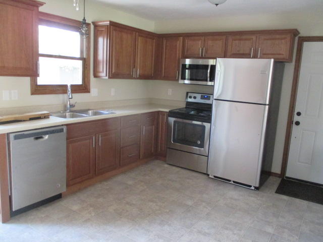 621 West Lombard Circle, Springfield, MO 65806
