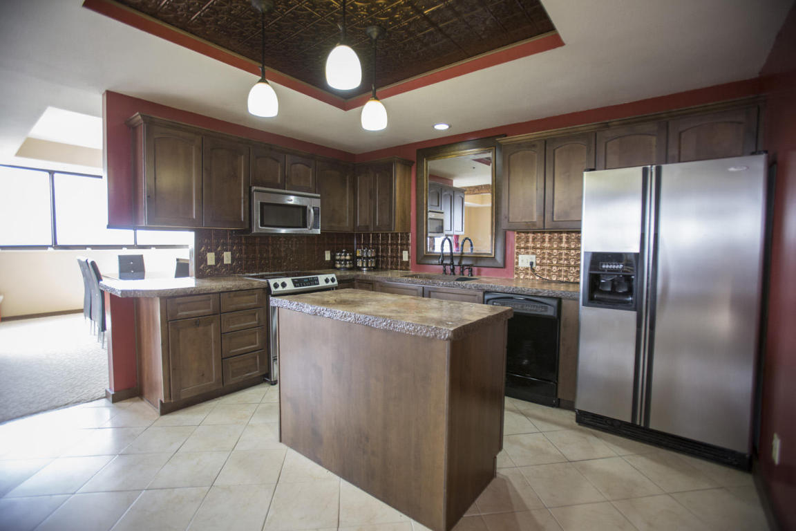 350 South John Q Hammons Pkwy, Springfield, MO 65806
