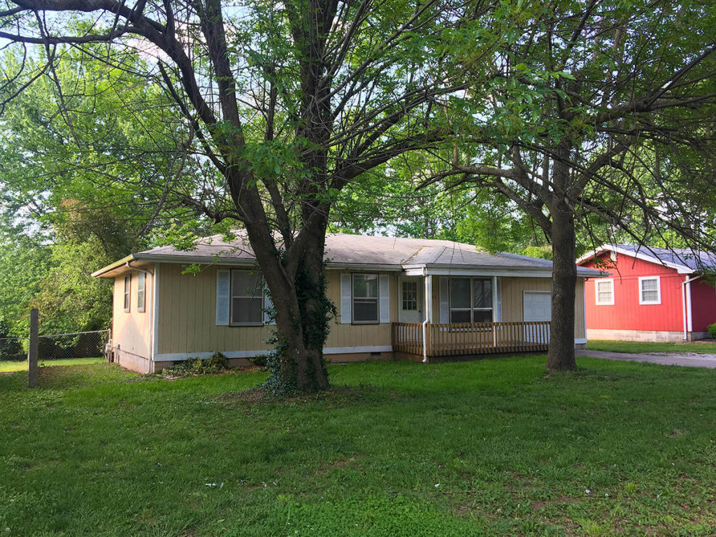 3153 West Farm Rd 168, Springfield, MO 65807