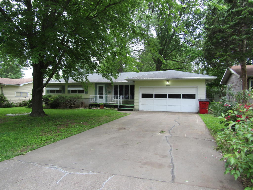 2309 South Hampton Avenue, Springfield, MO 65807