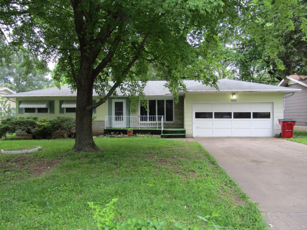 2309 South Hampton Avenue, Springfield, MO 65807