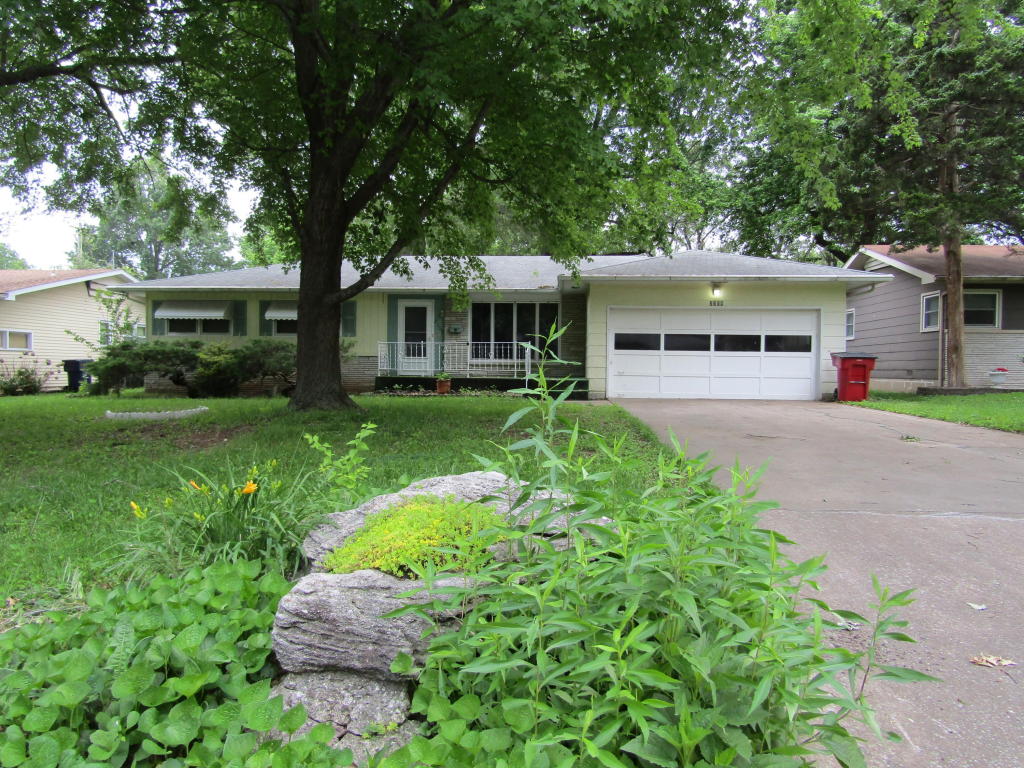 2309 South Hampton Avenue, Springfield, MO 65807