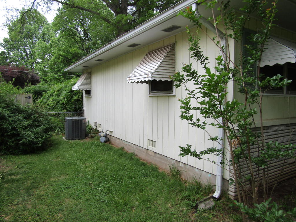 2309 South Hampton Avenue, Springfield, MO 65807