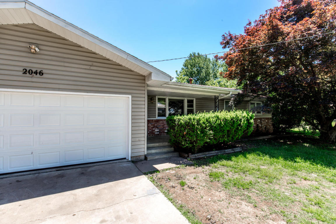 2046 South Jefferson Avenue, Springfield, MO 65807