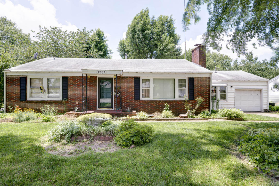 2361 South Roanoke Avenue, Springfield, MO 65807