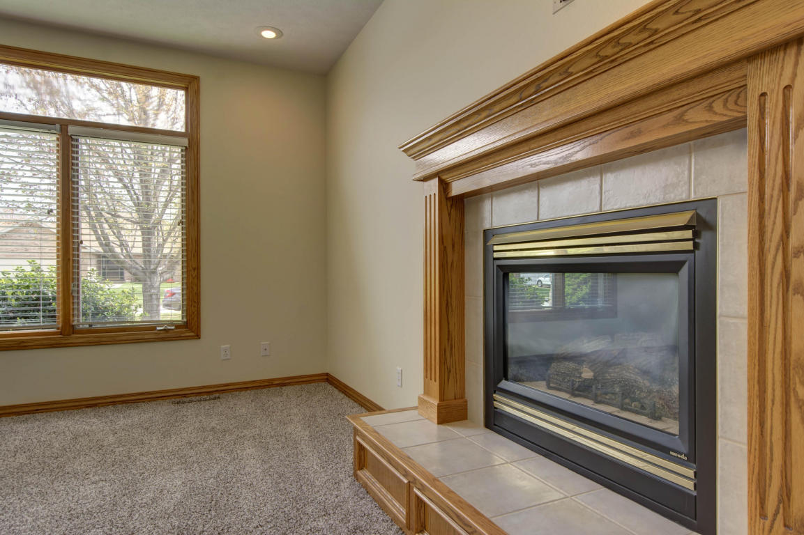 3649 South Suburban Avenue, Springfield, MO 65807