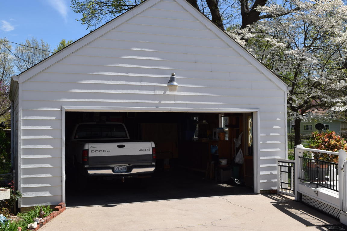1834 South Hampton Avenue, Springfield, MO 65807