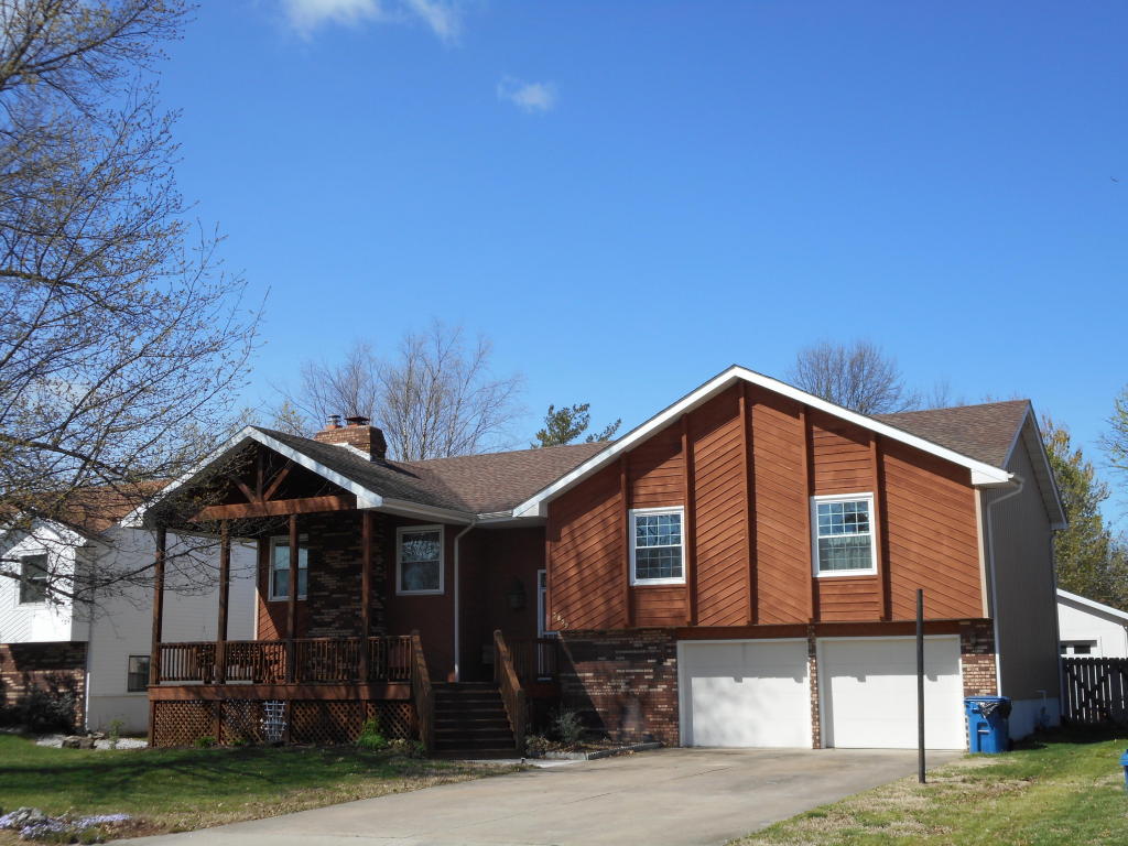 3859 South Cottage Avenue, Springfield, MO 65807