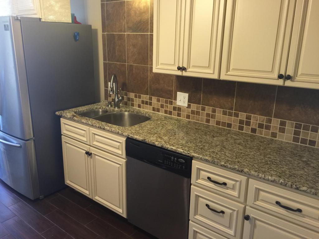4649 South Leroy Avenue, Springfield, MO 65810