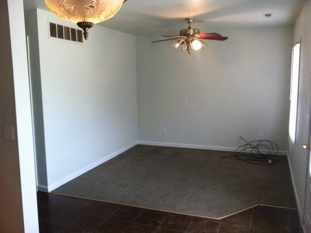 1402Vermont St, Elwood, MO 66024